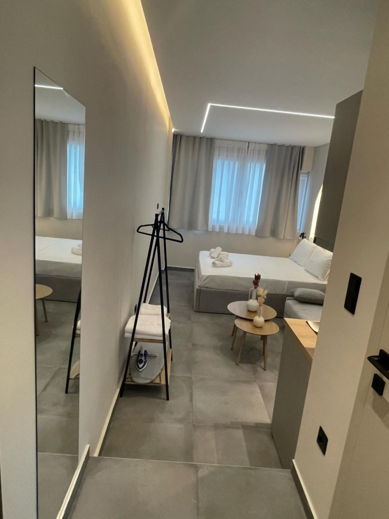 Ladadika Urban Suites Thessaloniki Exterior photo